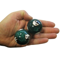 Qui Gong Kugel Paar Yin & Yang grün ca. 3,7 cm