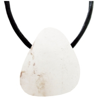 Milchquarz Schmeichelstein gebohrt ca. 2-4cm