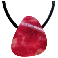 Thulit Schmeichelstein gebohrt ca. 2-4cm