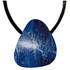 Saphir blau Schmeichelstein gebohrt ca. 2-3cm
